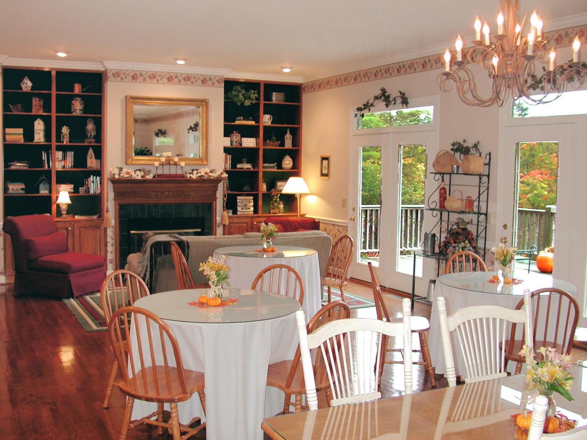 The Garden Inn Bed & Breakfast At Bee Rock Monterey Eksteriør billede
